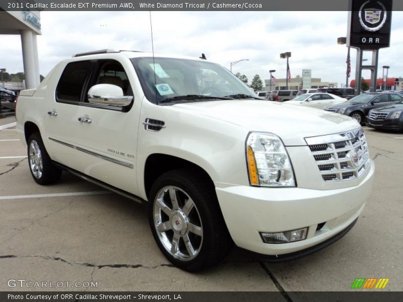 White Diamond Tricoat / Cashmere/Cocoa 2011 Cadillac Escalade EXT Premium AWD