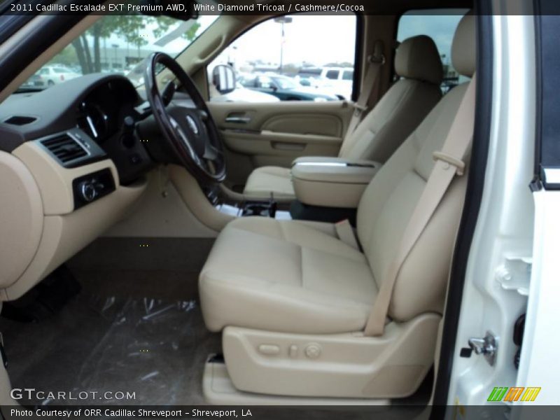  2011 Escalade EXT Premium AWD Cashmere/Cocoa Interior