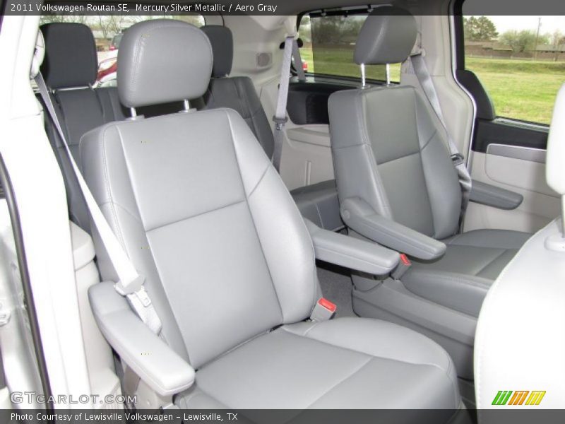 Mercury Silver Metallic / Aero Gray 2011 Volkswagen Routan SE