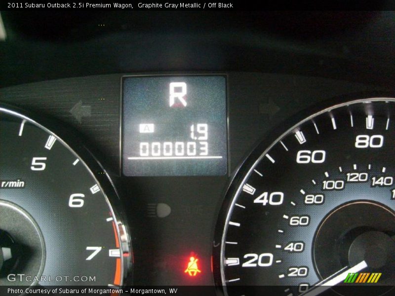 Graphite Gray Metallic / Off Black 2011 Subaru Outback 2.5i Premium Wagon