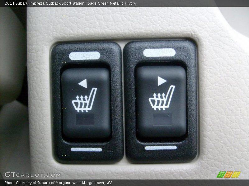 Controls of 2011 Impreza Outback Sport Wagon