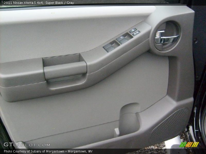 Super Black / Gray 2011 Nissan Xterra S 4x4