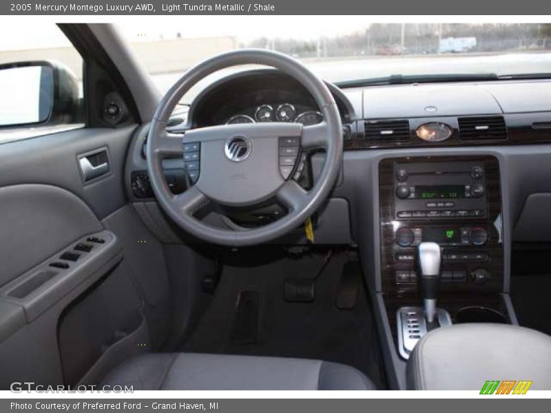 Light Tundra Metallic / Shale 2005 Mercury Montego Luxury AWD