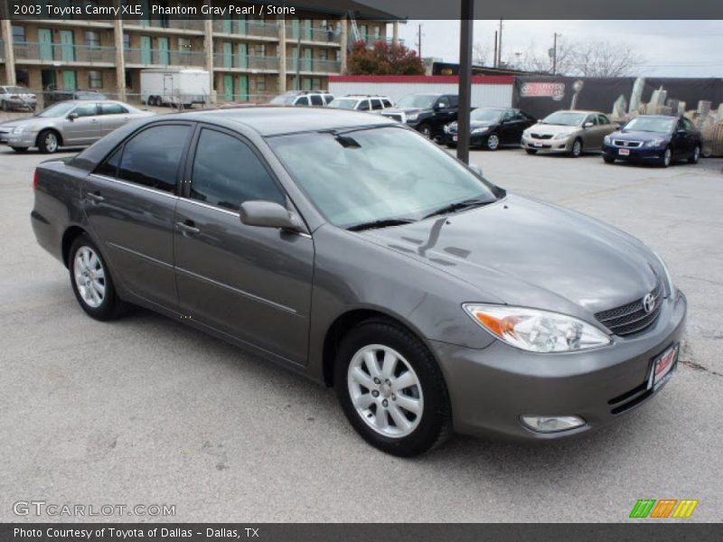 Phantom Gray Pearl / Stone 2003 Toyota Camry XLE