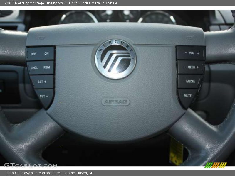 Light Tundra Metallic / Shale 2005 Mercury Montego Luxury AWD