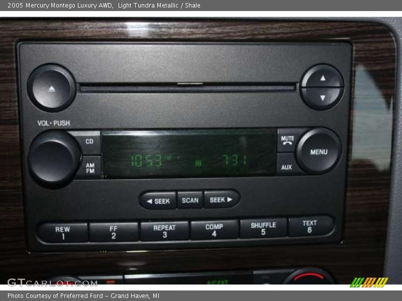 Light Tundra Metallic / Shale 2005 Mercury Montego Luxury AWD