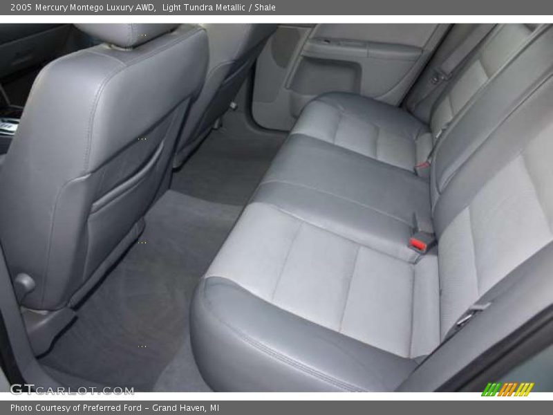 Light Tundra Metallic / Shale 2005 Mercury Montego Luxury AWD