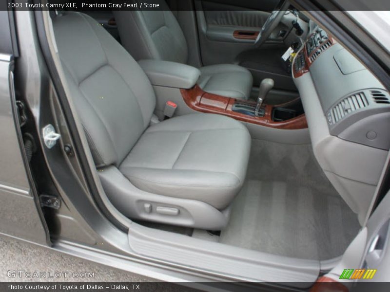 Phantom Gray Pearl / Stone 2003 Toyota Camry XLE