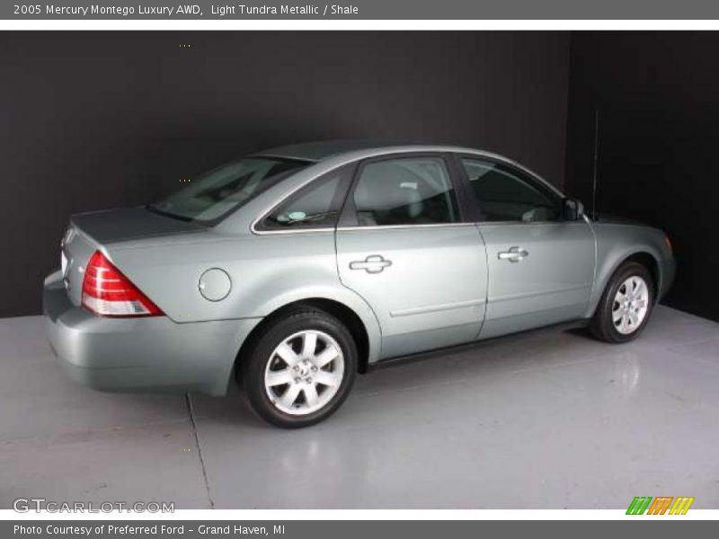 Light Tundra Metallic / Shale 2005 Mercury Montego Luxury AWD