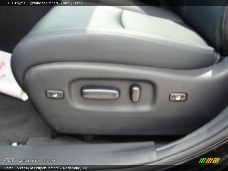 Black / Black 2011 Toyota Highlander Limited