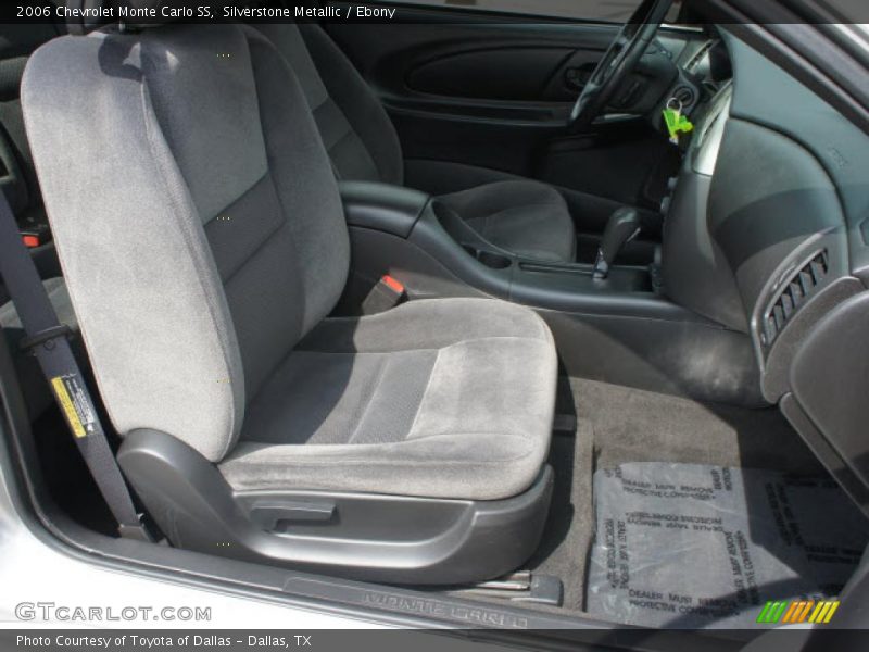  2006 Monte Carlo SS Ebony Interior
