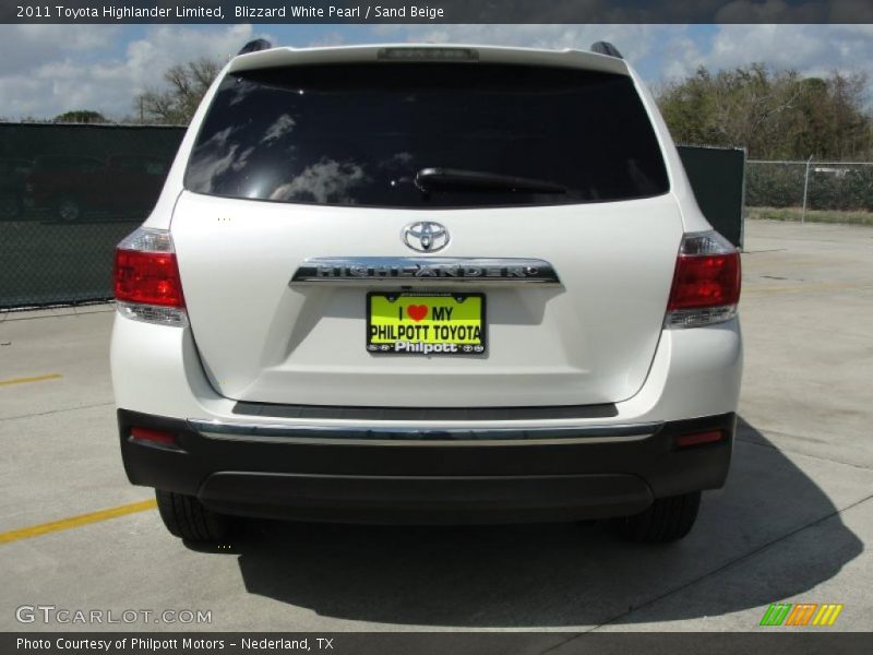 Blizzard White Pearl / Sand Beige 2011 Toyota Highlander Limited