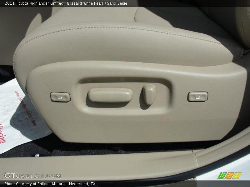Blizzard White Pearl / Sand Beige 2011 Toyota Highlander Limited