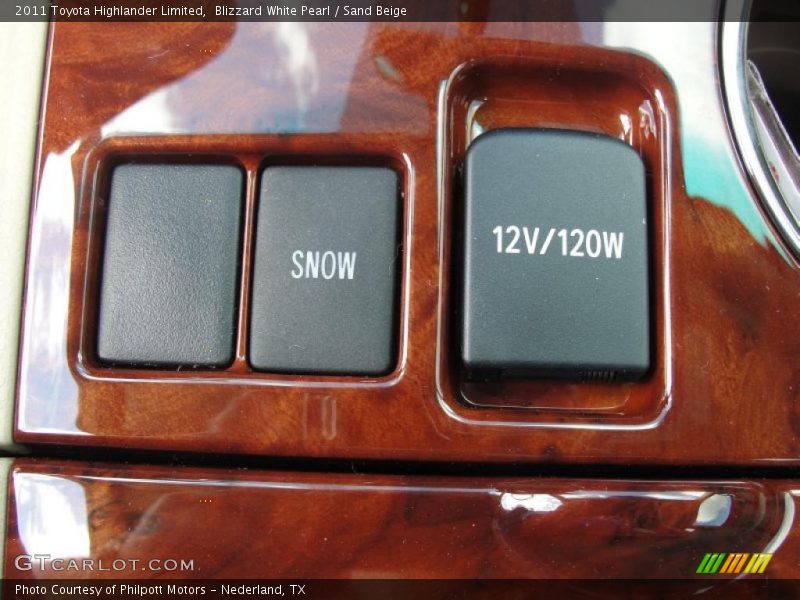 Blizzard White Pearl / Sand Beige 2011 Toyota Highlander Limited