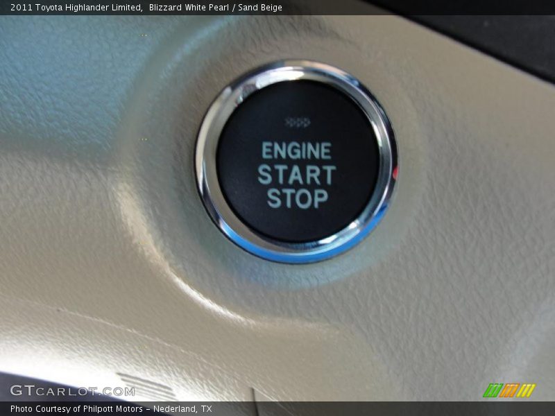Blizzard White Pearl / Sand Beige 2011 Toyota Highlander Limited