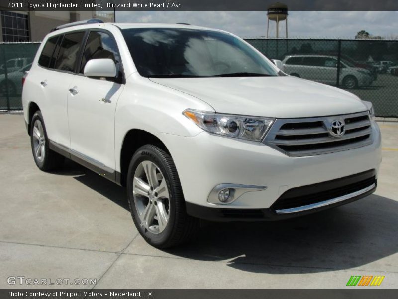 Blizzard White Pearl / Ash 2011 Toyota Highlander Limited