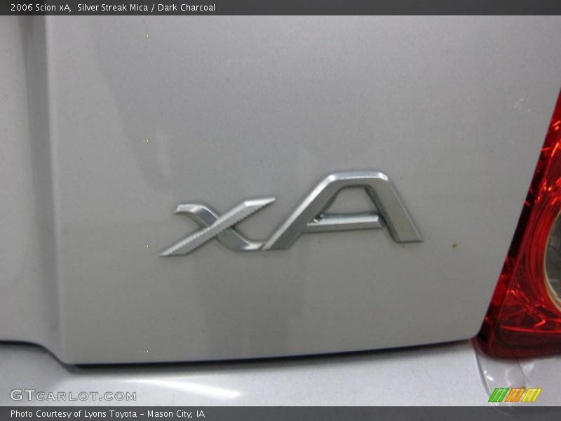 Silver Streak Mica / Dark Charcoal 2006 Scion xA