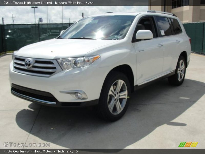 Blizzard White Pearl / Ash 2011 Toyota Highlander Limited