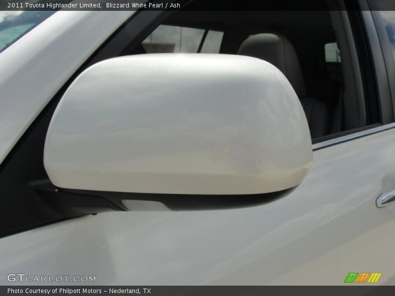 Blizzard White Pearl / Ash 2011 Toyota Highlander Limited