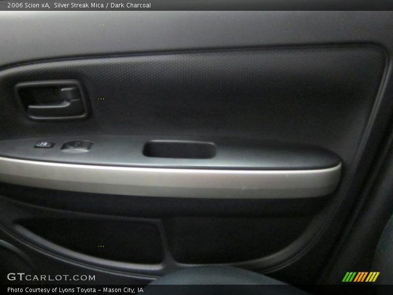 Silver Streak Mica / Dark Charcoal 2006 Scion xA