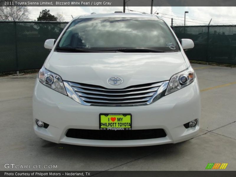 Blizzard White Pearl / Light Gray 2011 Toyota Sienna Limited