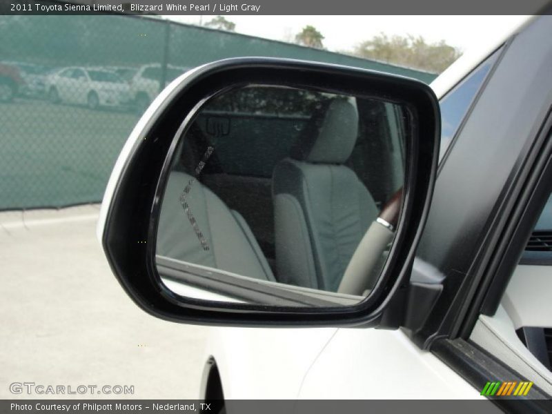 Blizzard White Pearl / Light Gray 2011 Toyota Sienna Limited