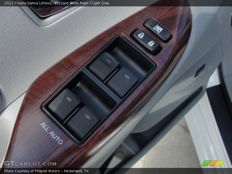 Blizzard White Pearl / Light Gray 2011 Toyota Sienna Limited