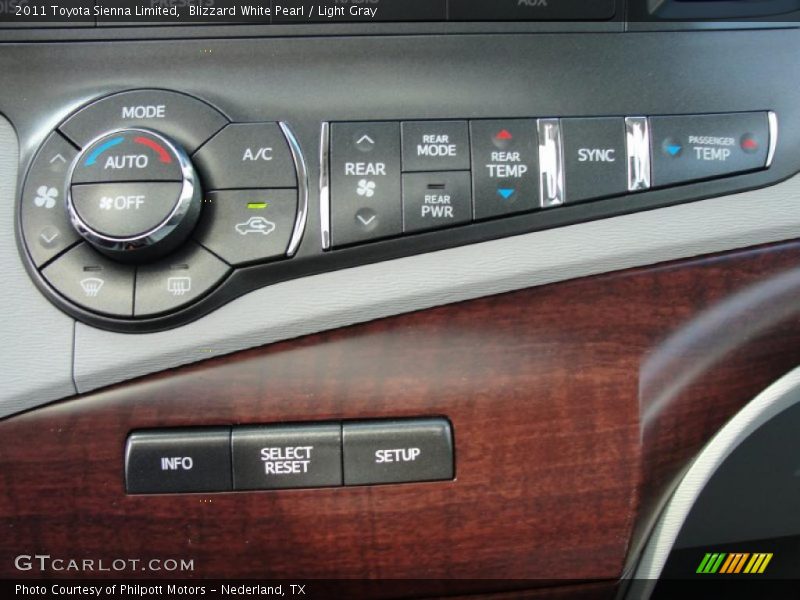 Controls of 2011 Sienna Limited