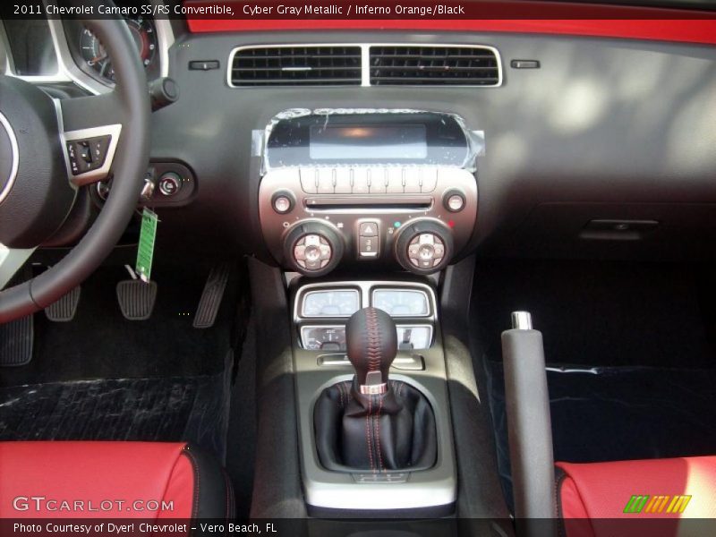 Controls of 2011 Camaro SS/RS Convertible