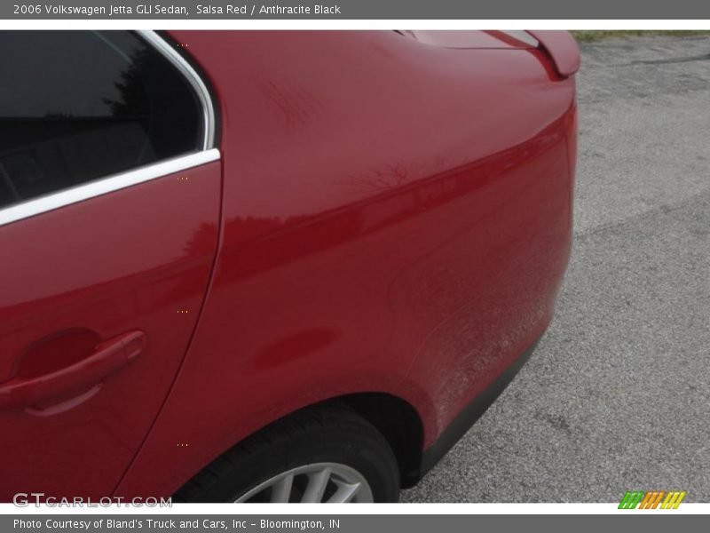 Salsa Red / Anthracite Black 2006 Volkswagen Jetta GLI Sedan