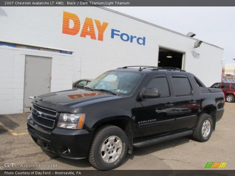 Black / Dark Titanium/Light Titanium 2007 Chevrolet Avalanche LT 4WD