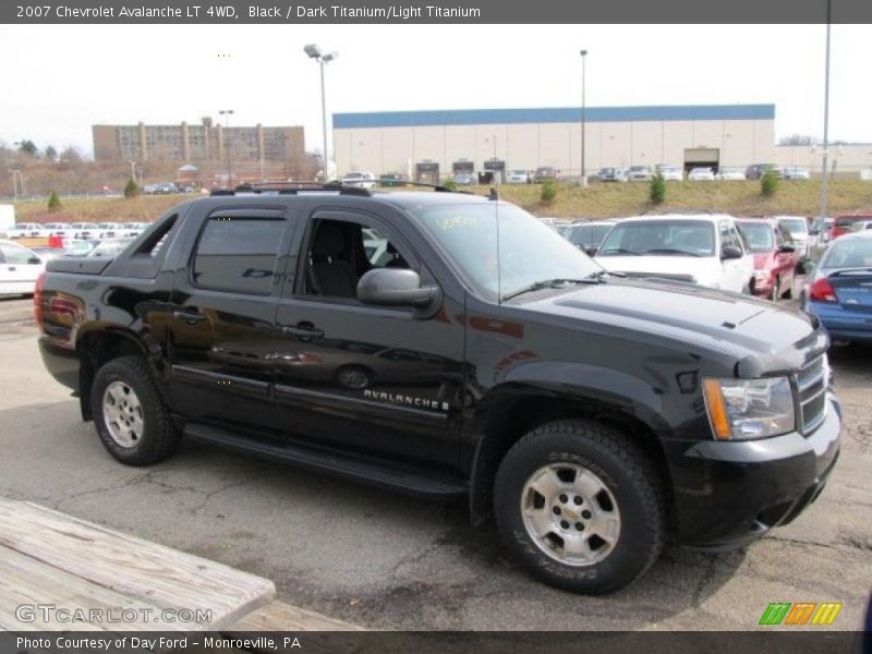 Black / Dark Titanium/Light Titanium 2007 Chevrolet Avalanche LT 4WD