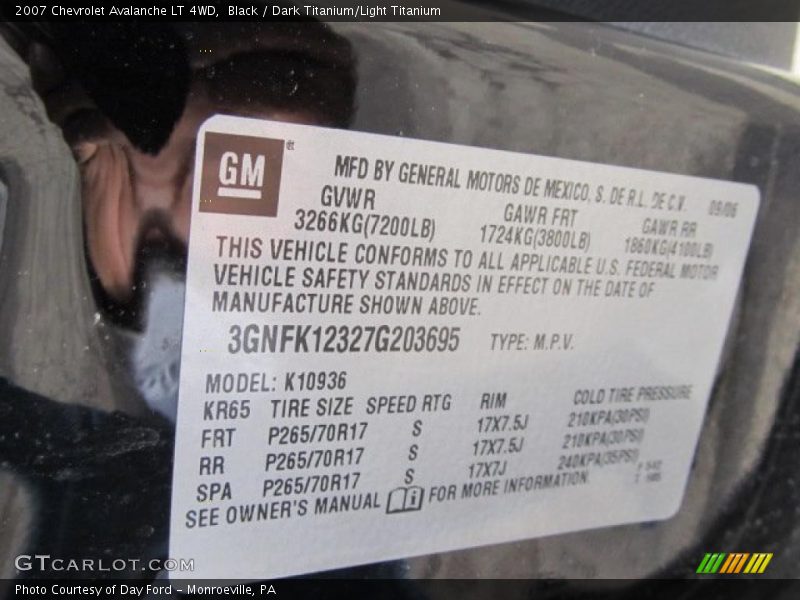 Black / Dark Titanium/Light Titanium 2007 Chevrolet Avalanche LT 4WD
