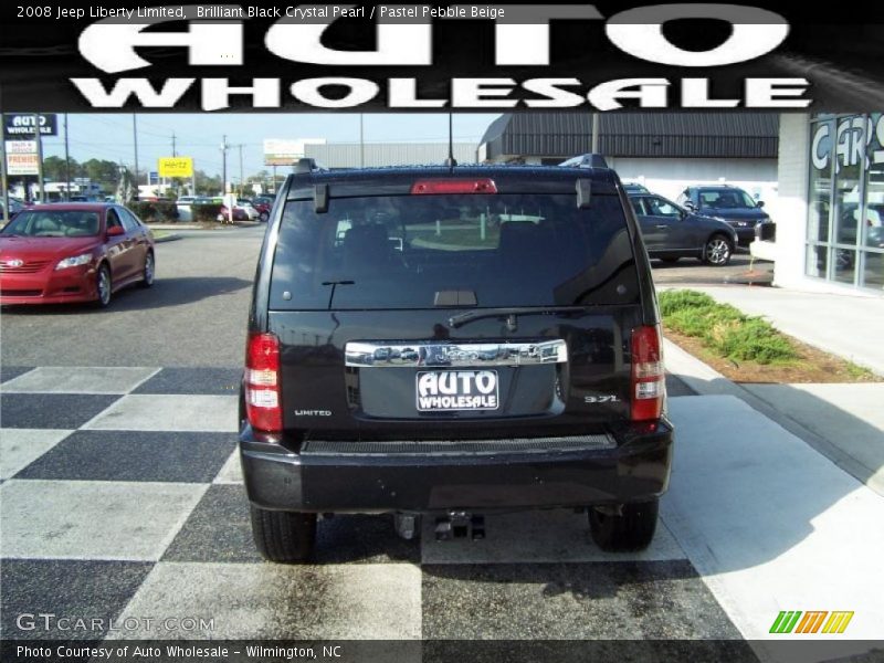 Brilliant Black Crystal Pearl / Pastel Pebble Beige 2008 Jeep Liberty Limited