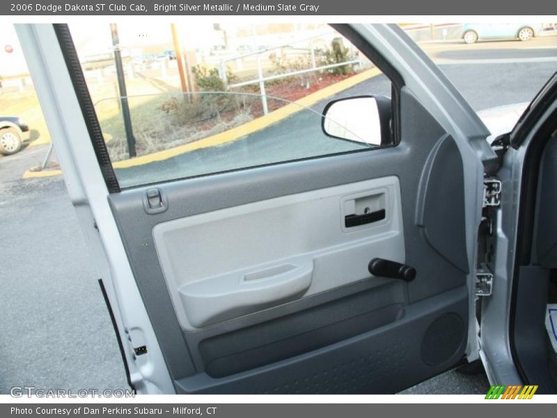 Bright Silver Metallic / Medium Slate Gray 2006 Dodge Dakota ST Club Cab