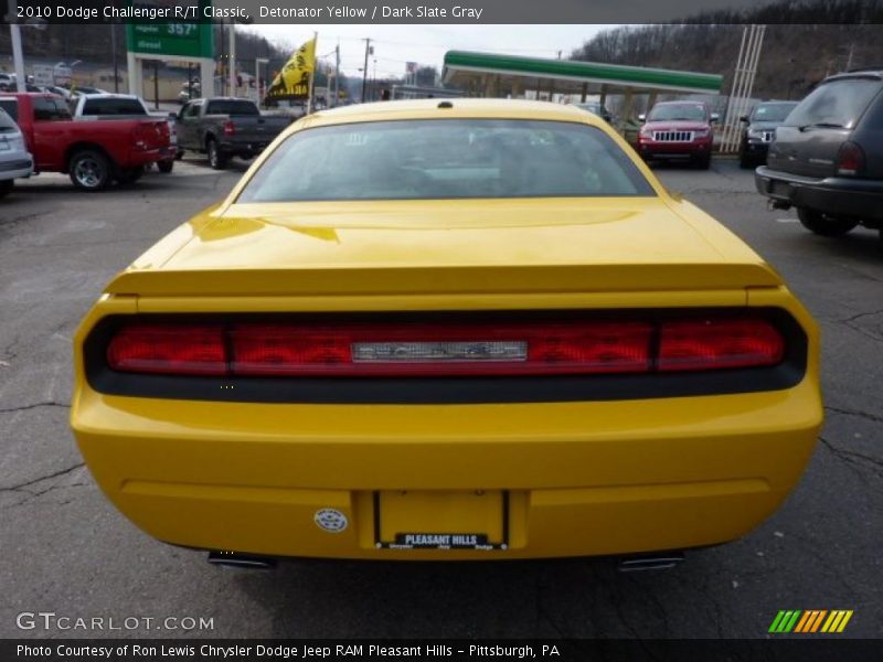 Detonator Yellow / Dark Slate Gray 2010 Dodge Challenger R/T Classic