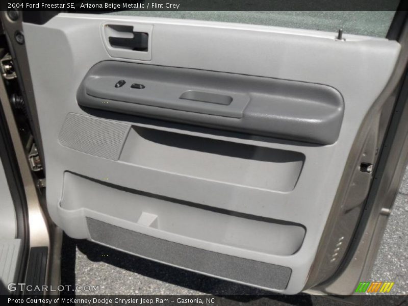 Arizona Beige Metallic / Flint Grey 2004 Ford Freestar SE