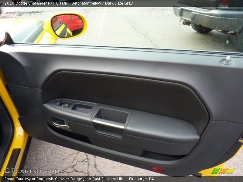 Detonator Yellow / Dark Slate Gray 2010 Dodge Challenger R/T Classic