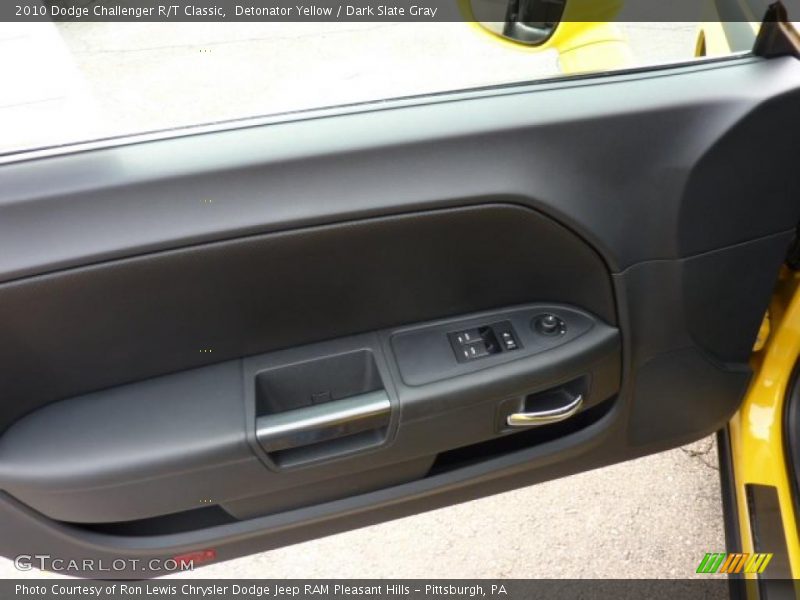Detonator Yellow / Dark Slate Gray 2010 Dodge Challenger R/T Classic