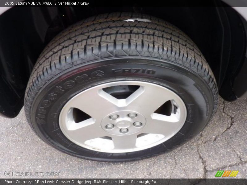 Silver Nickel / Gray 2005 Saturn VUE V6 AWD