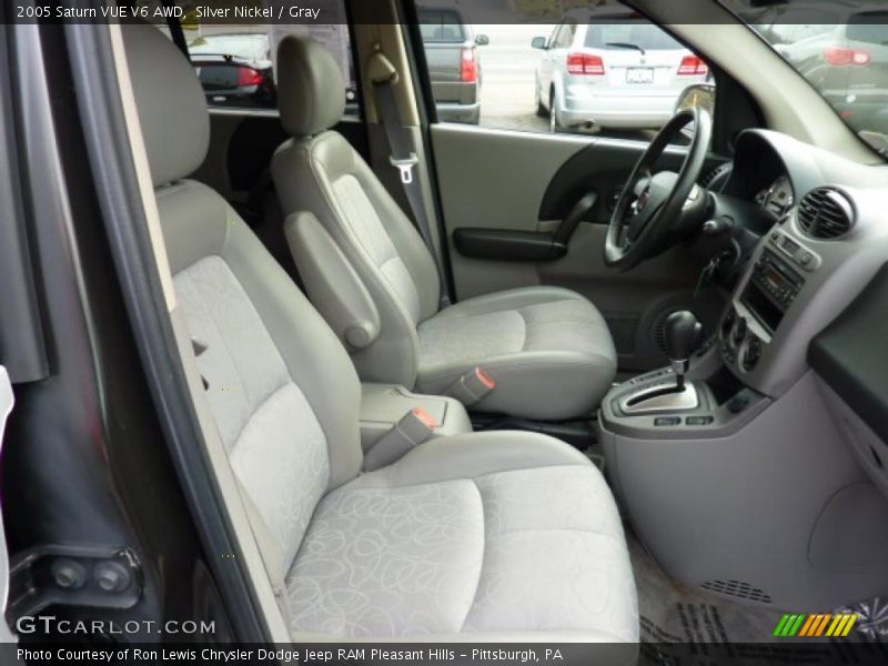 Silver Nickel / Gray 2005 Saturn VUE V6 AWD