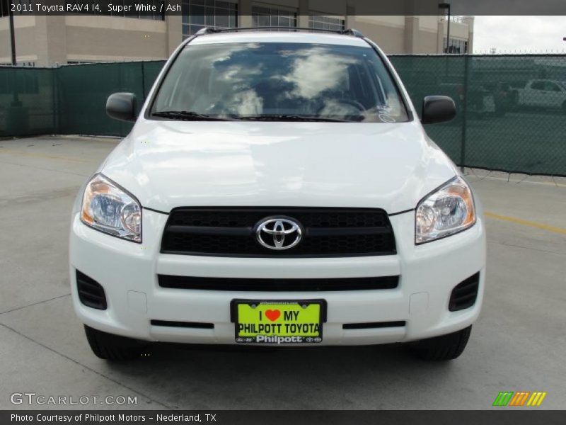 Super White / Ash 2011 Toyota RAV4 I4