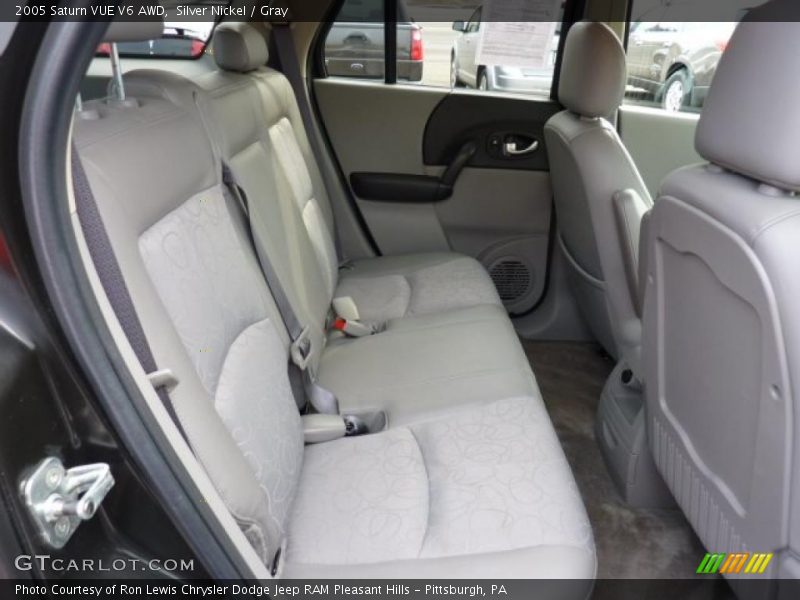 Silver Nickel / Gray 2005 Saturn VUE V6 AWD