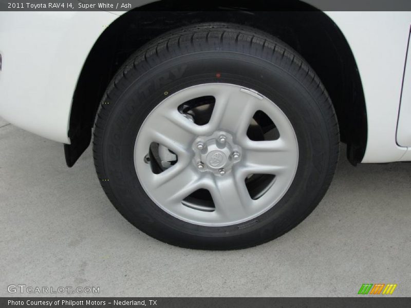 Super White / Ash 2011 Toyota RAV4 I4
