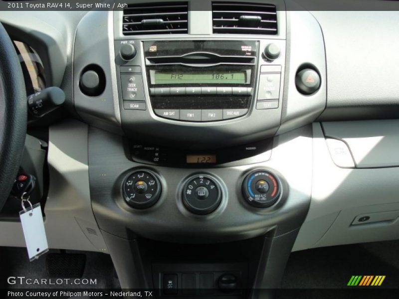 Super White / Ash 2011 Toyota RAV4 I4
