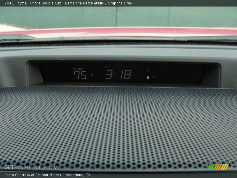 Barcelona Red Metallic / Graphite Gray 2011 Toyota Tundra Double Cab