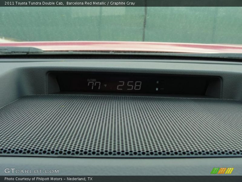 Barcelona Red Metallic / Graphite Gray 2011 Toyota Tundra Double Cab