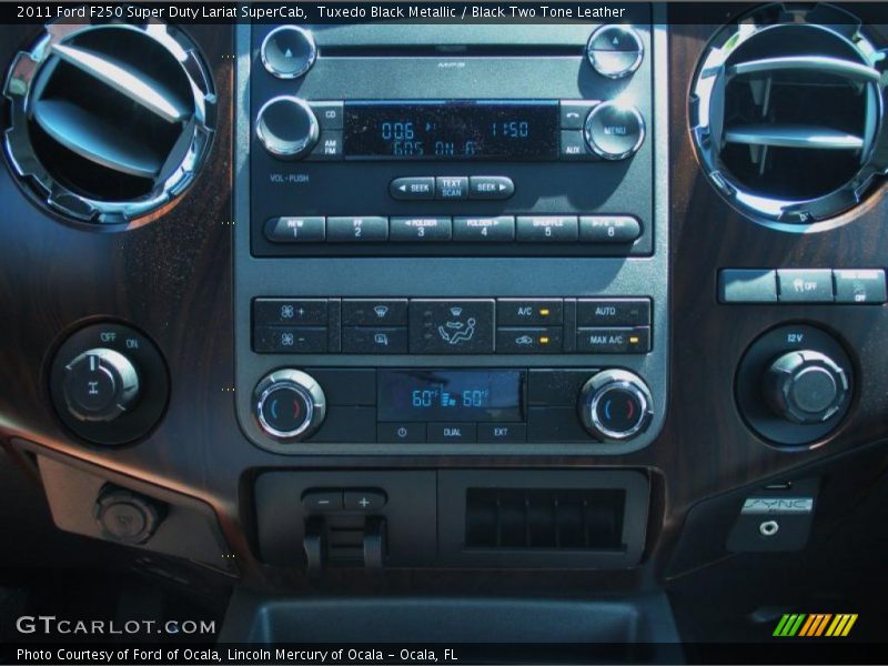 Controls of 2011 F250 Super Duty Lariat SuperCab