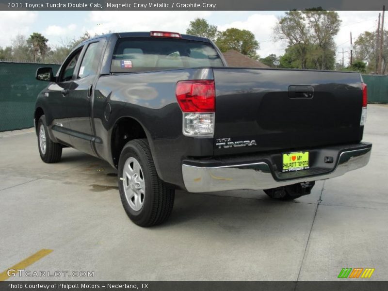 Magnetic Gray Metallic / Graphite Gray 2011 Toyota Tundra Double Cab