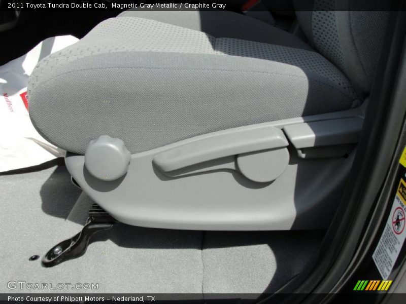Magnetic Gray Metallic / Graphite Gray 2011 Toyota Tundra Double Cab